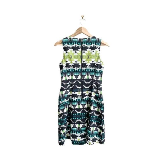 Vince Camuto Dress Fit and Flare Multi Colour Aztec Print Womens 6 Lined Pockets - Picture 2 of 11
